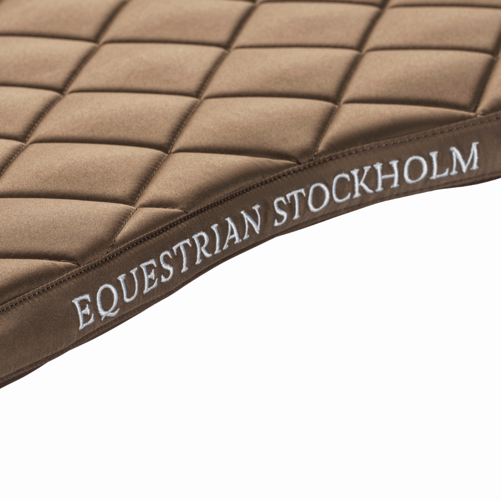 Equestrian Stockholm Dressurschabracke Line Champagne