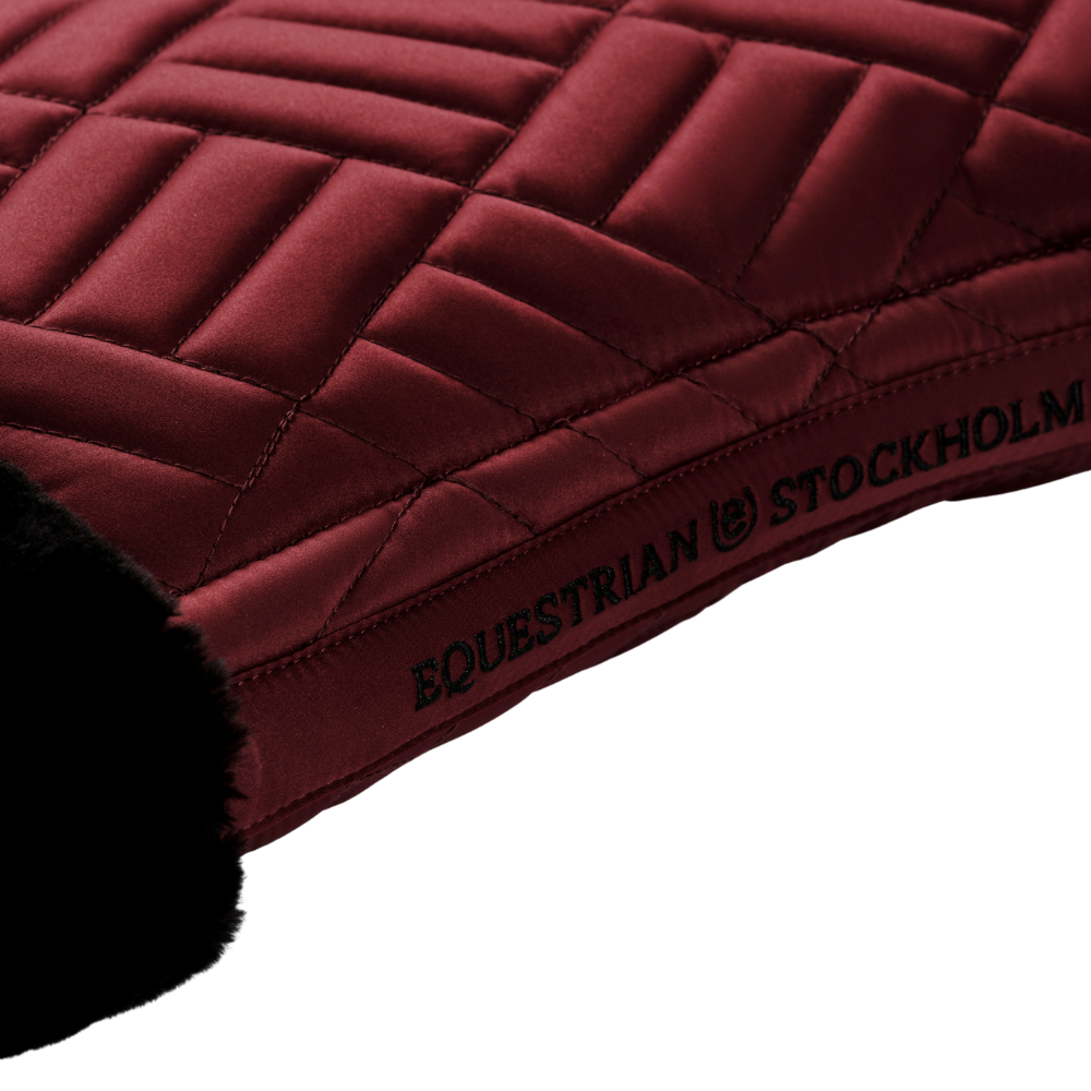 Equestrian Stockholm Springschabracke Vegan Fur Crystal Bordeaux