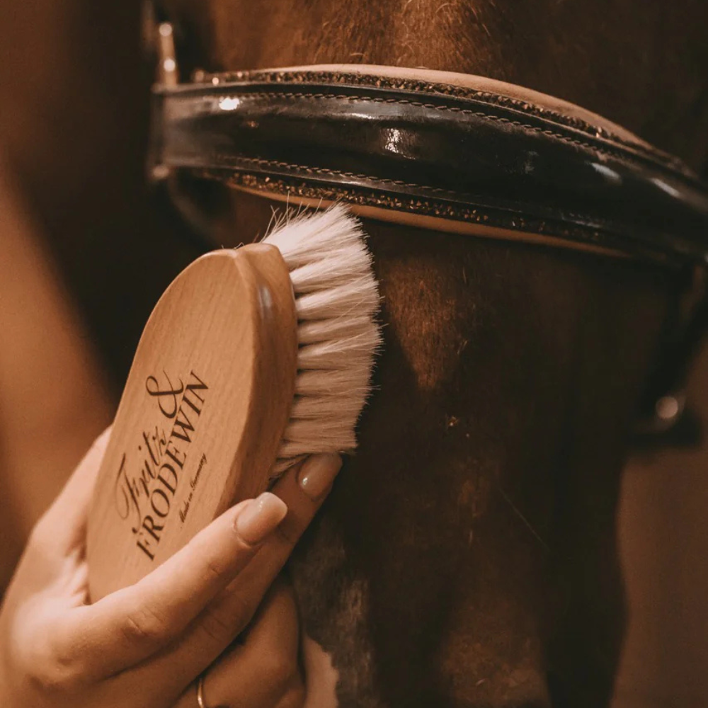 Fritz & Frodewin Ziegenhaar Kopfbürste Amalia