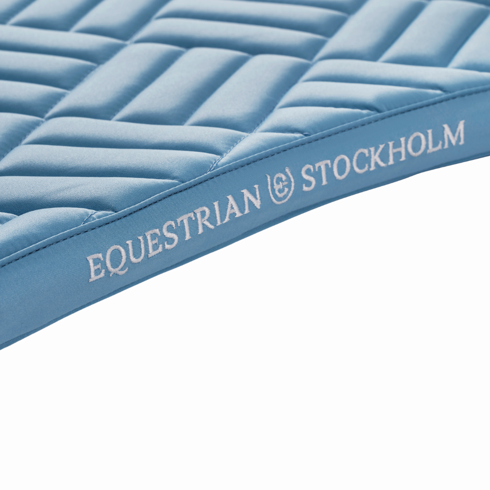 Equestrian Stockholm Dressurschabracke Modern Midsummer Blue